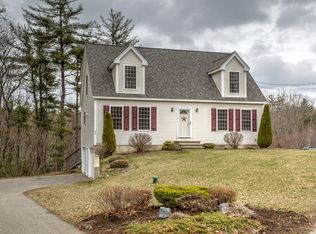 95 Pond St, Newton, NH 03858