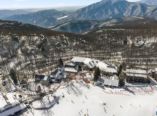 167 Mountain Inn Loop, Wintergreen Resort, VA 22967