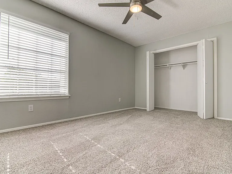 8200 W Gate Blvd — Photo 16