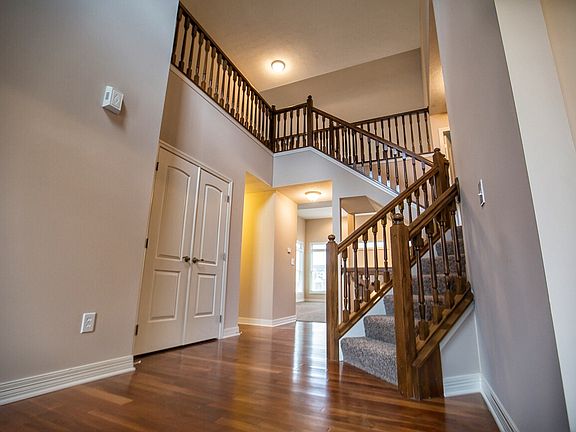5th image of 626 Stallion Way