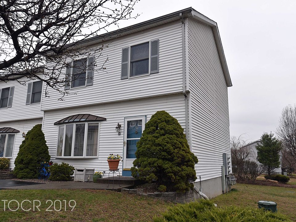 1st image of 15 Melucci Ct
