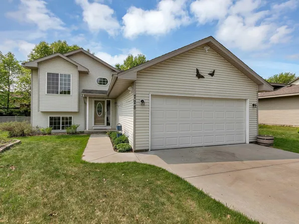 728 Sunwood Park Dr, Waite Park, MN 56387