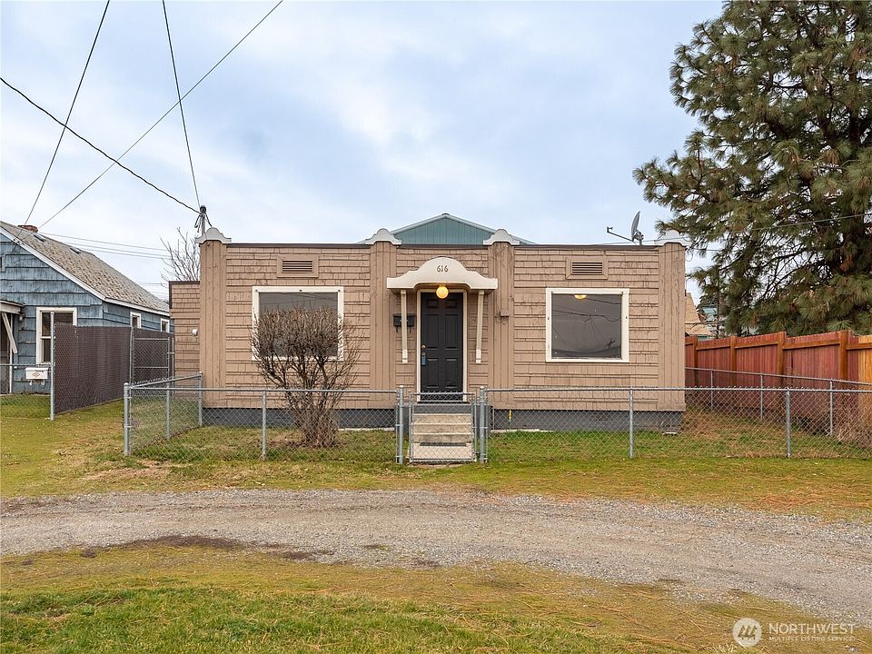 1st image of 616 S Chelan Avenue