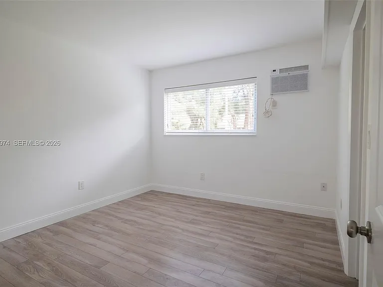 7901 SW 64th Ave #2 — Photo 6