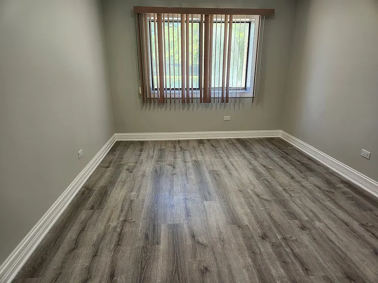 9242 Gross Point Rd #107 — Photo 9