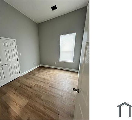 5th image of 3416 1st St