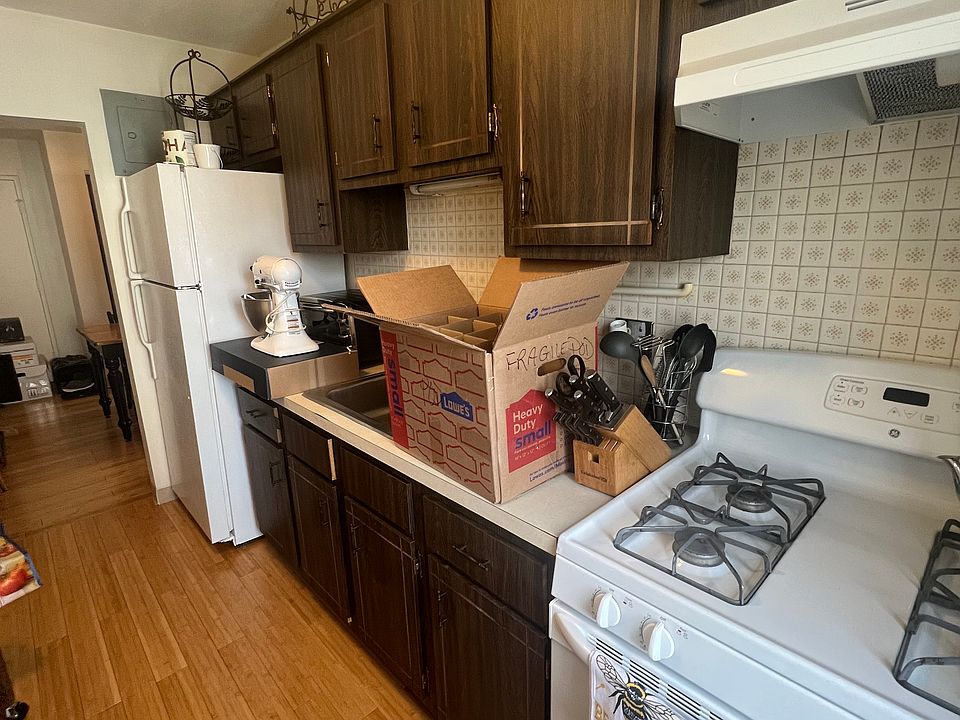 1st image of 12 Cameron Ave #109