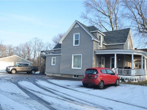 9 Bolton Ave, Alexandria Bay, NY 13607