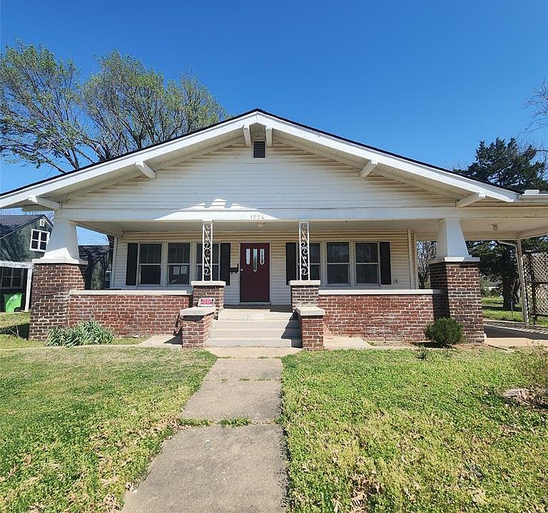 1st image of 1224 N Barta Ave