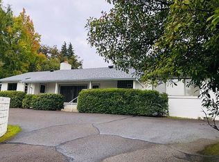 2647 Eastover Ter, Medford, OR