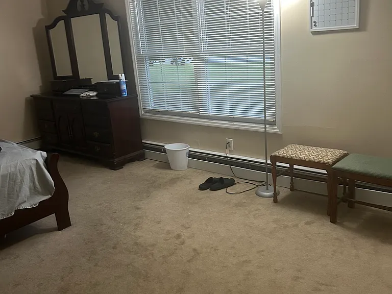 Douglass Dr — Photo 23