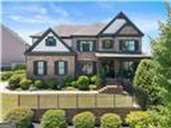 1500 Ashbury Park Dr, Hoschton, GA 30548