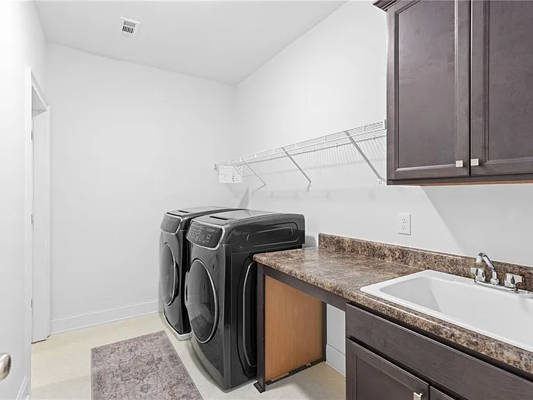 5391 Whitaker St — Photo 19