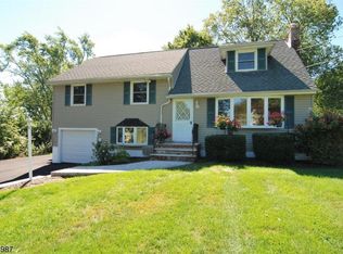 23 White Birch Rd, Morristown, NJ 07960