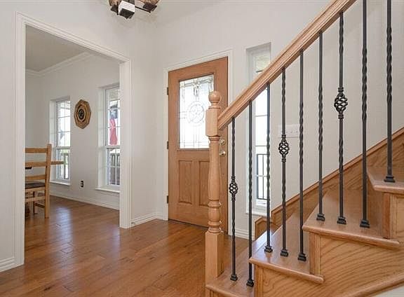 3rd image of 12190 Hill Country Cir