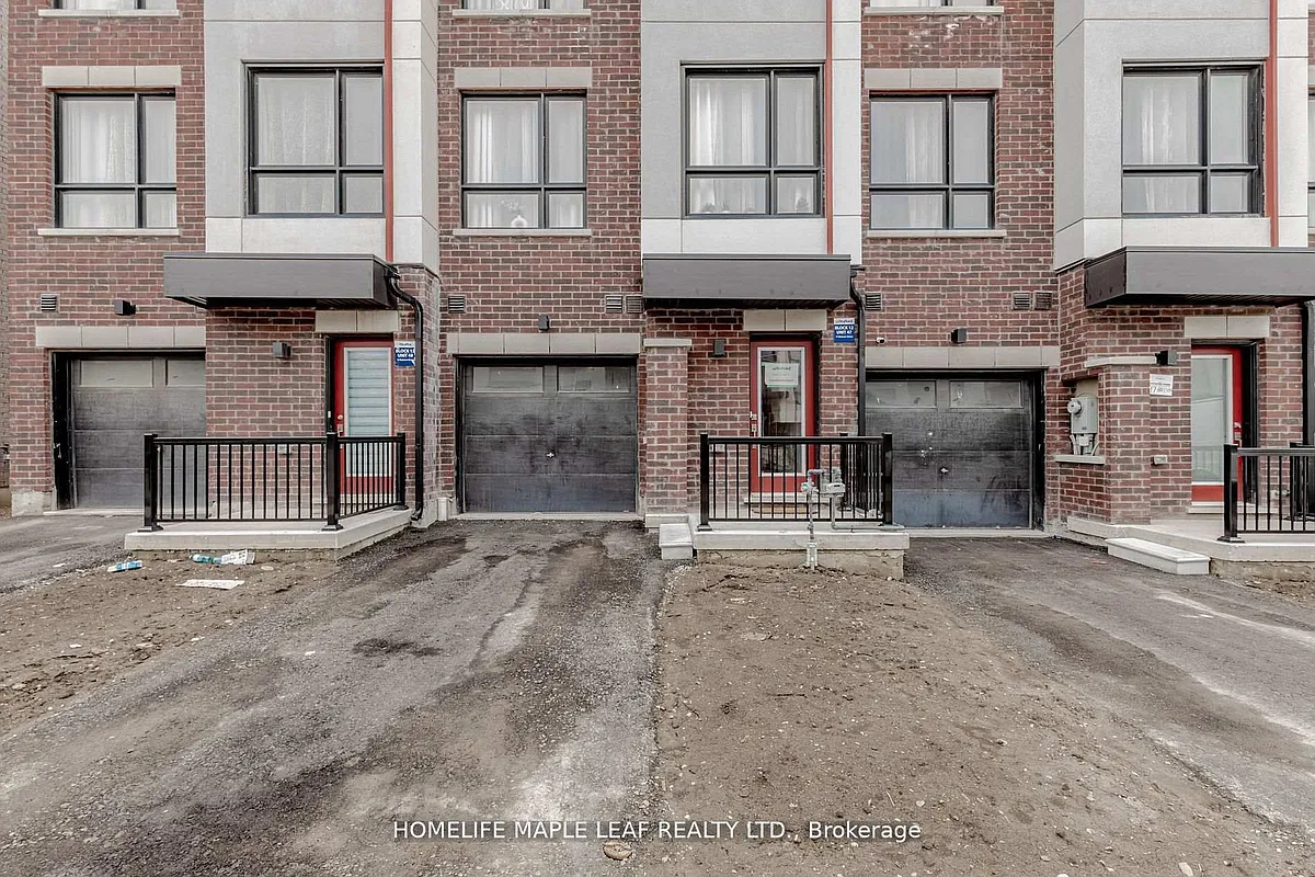 Building Photo - 15 Bateson St