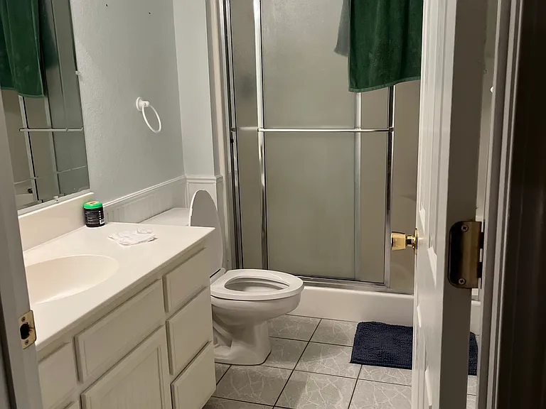 11950 Oak Hills Dr — Photo 4