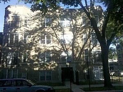 1st image of 6303 N Rockwell St APT 2