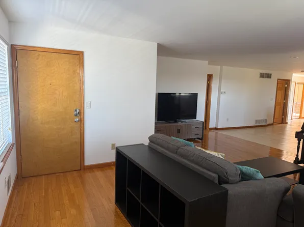 147 Liberty Avenue image 1 of 20