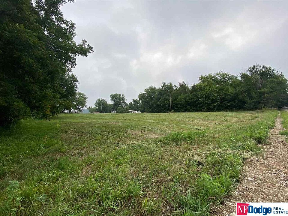 2nd image of Pratt St