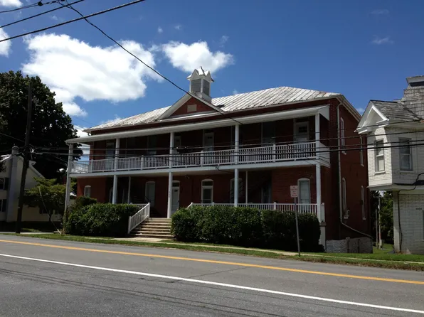 300 Main St APT 9, Myersville, MD 21773