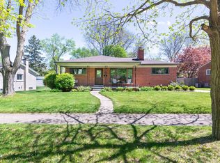 2317 Yorkshire Rd, Ann Arbor, MI 48104