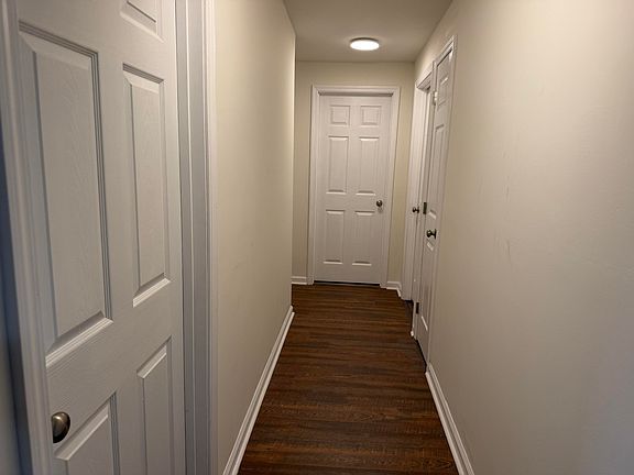 5th image of 711 Green St