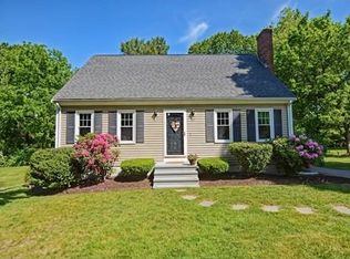 15 Flora Rd, Attleboro, MA 02703