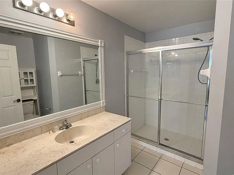 3620 Pine Oak Cir #105 — Photo 12