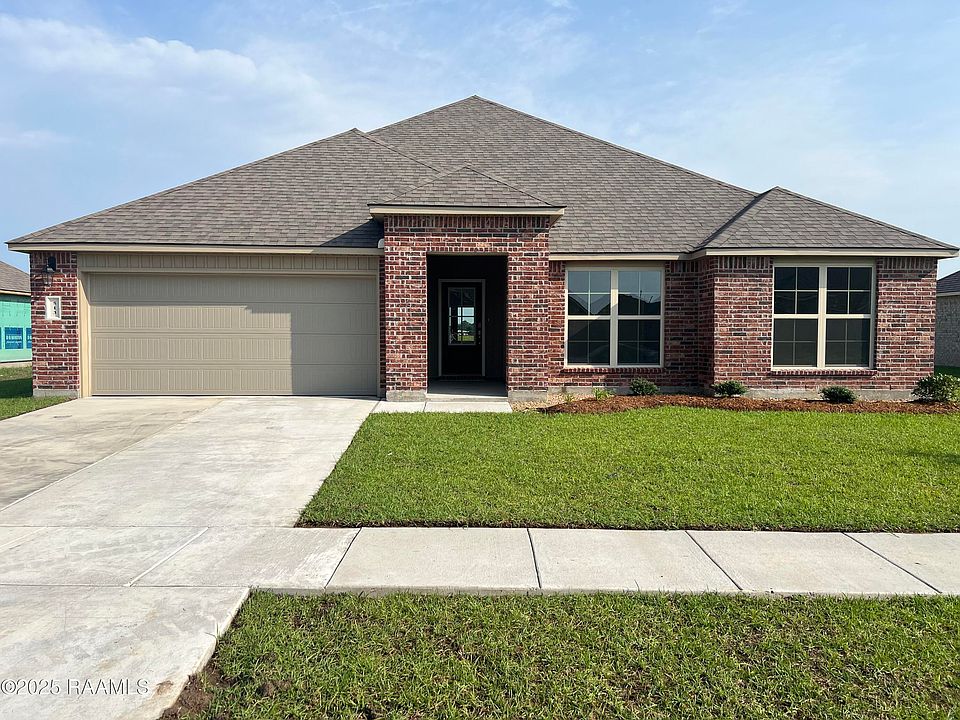 1st image of 513 Fontaine Ct