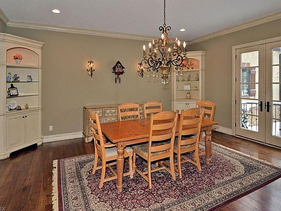 4th image of 31211 E Churchill Ln