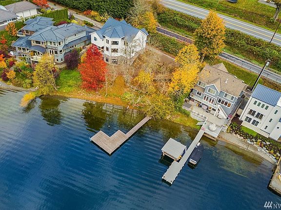2nd image of 3973 E Lake Sammamish Shore Ln Se