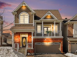 125 Solaris Dr, Kanata, ON K2M 0M1