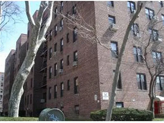 Sold by Superior Realty Service | media 18