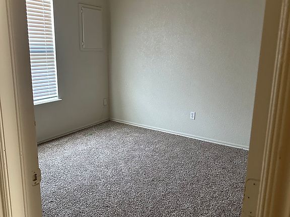 4th image of 1202 High Meadows Dr #1203