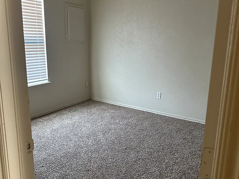 1202 High Meadows Dr #1203 — Photo 5