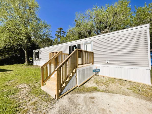 1200 N 20th St LOT 25, Morehead City, NC 28557
