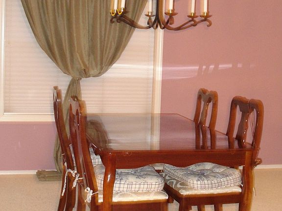 Formal Dining
