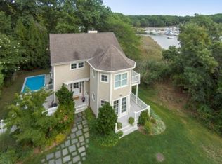 6 Devon Pl, Southampton, NY 11968