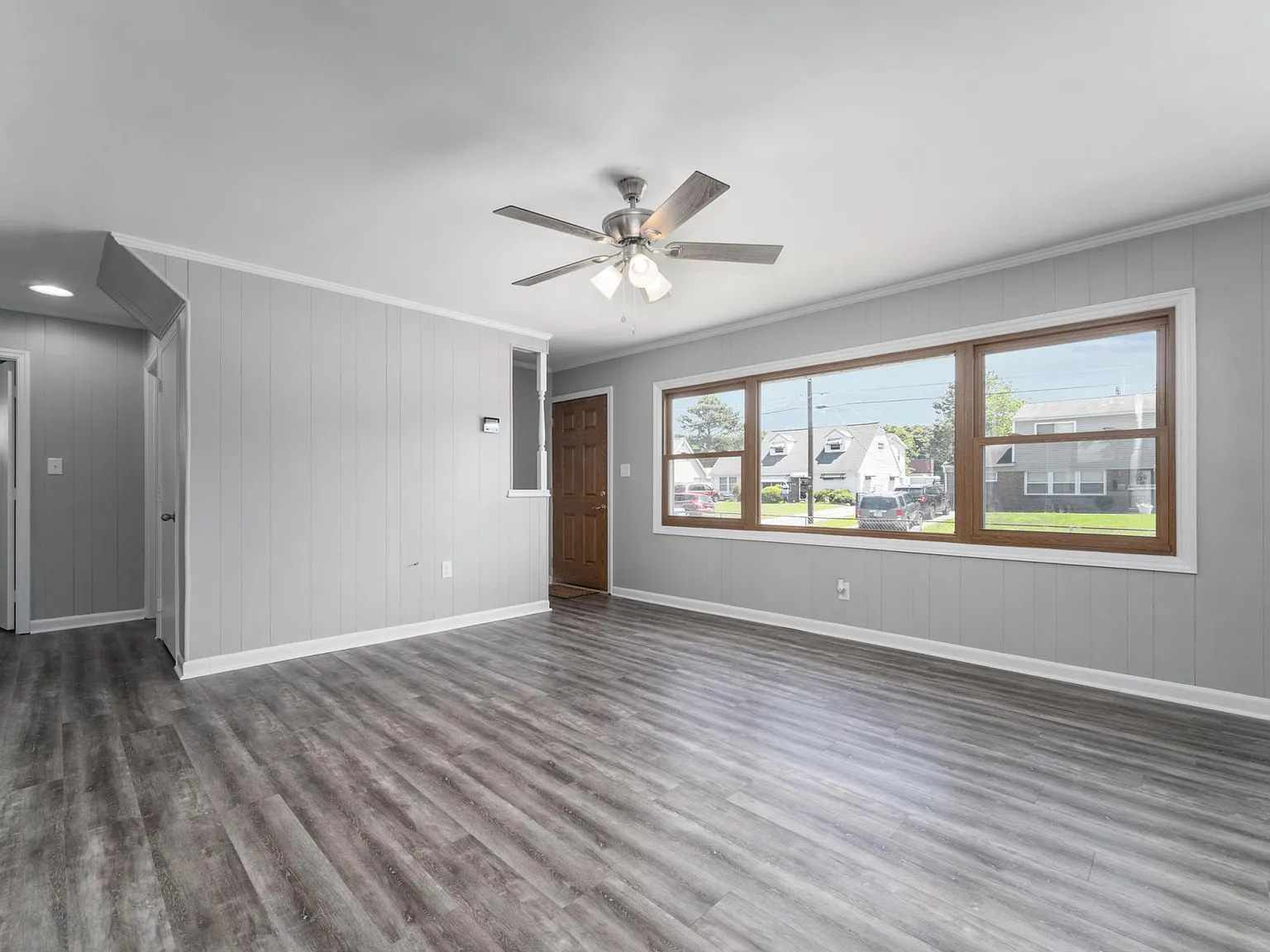 3 bed, 1280 sqft, $2,300 — Photo 4