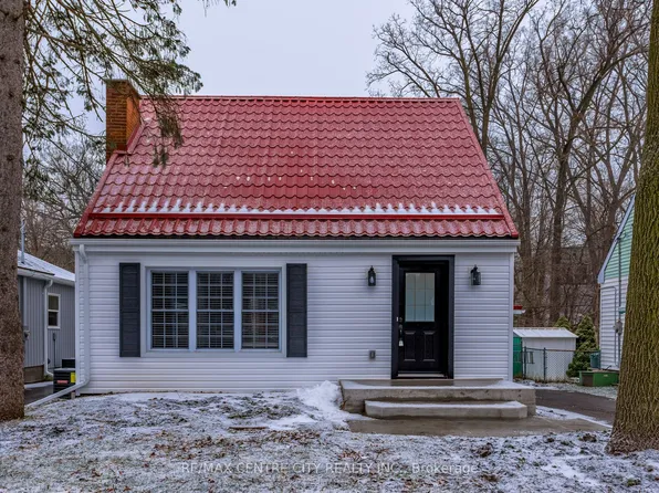 224 Rathowen St, London, ON N6H 2G2