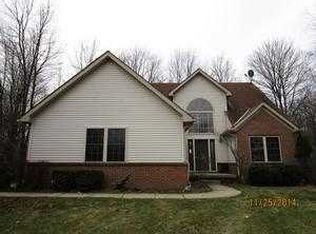 2373 Kuri Ln, Howell, MI 48843