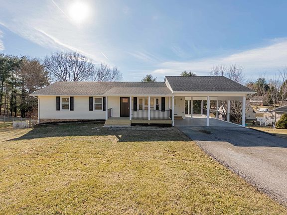 5th image of 230 Pelham Ln