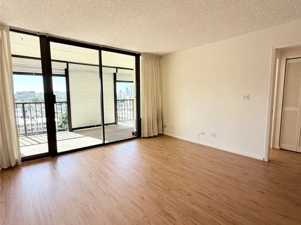 1201 Wilder Ave APT 801, Honolulu, HI 96822