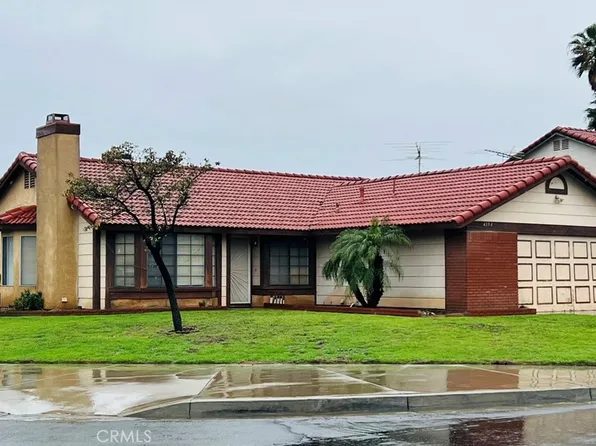 4393 Mapleton Cir, Riverside, CA 92509