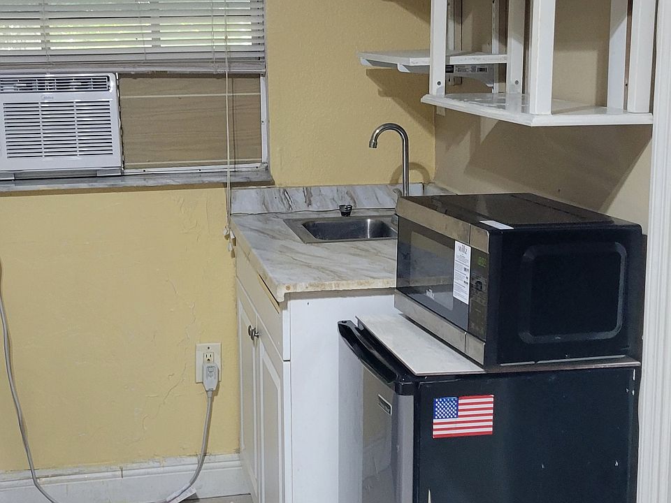 1st image of 20840 Anchor Rd #1
