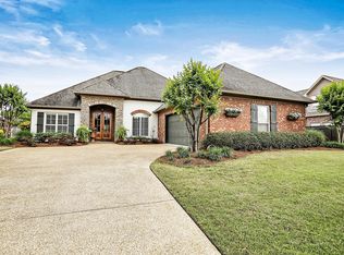 308 Gladeview Pl, Brandon, MS 39047