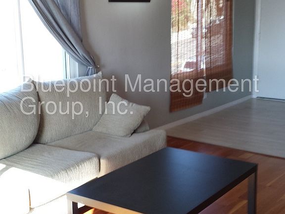 5th image of 1641 Sunset Cliffs Blvd APT 6