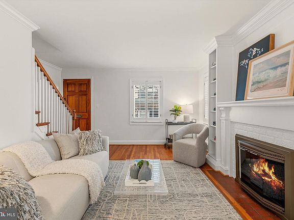 4th image of 2700 Cameron Mills Rd