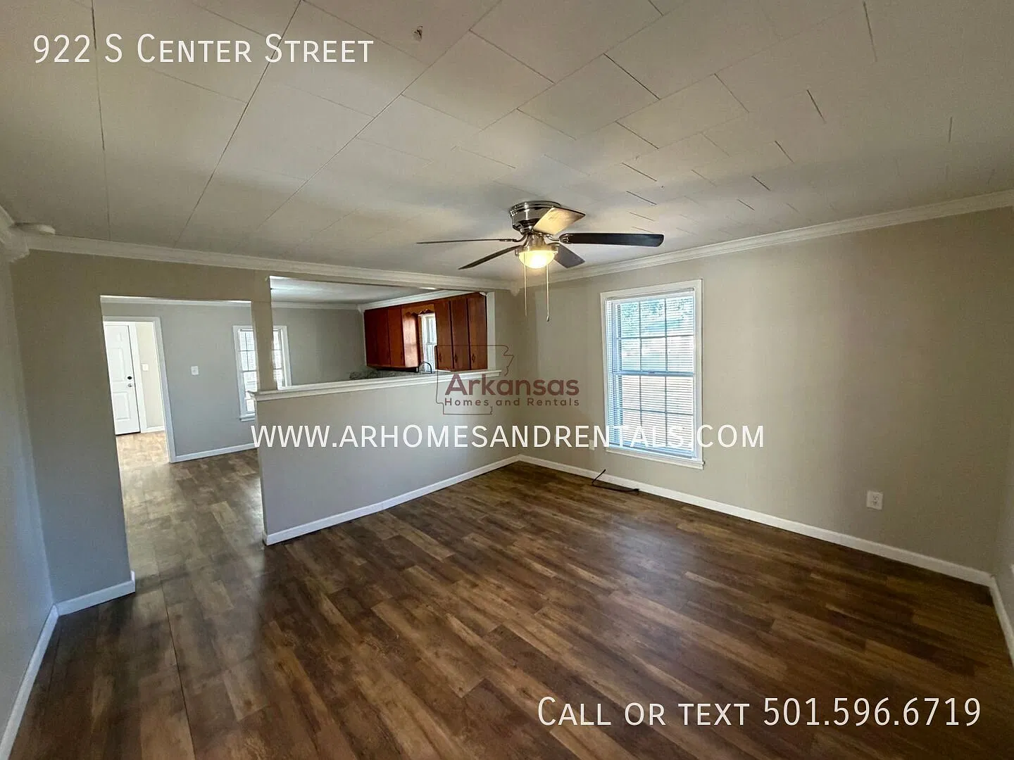 1/2 Off First Month's Rent! ~ 922 Center Street 3 Bedrooms | 1 Bathroom — Photo 3